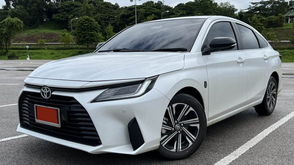 รถเก๋ง Toyota Yaris