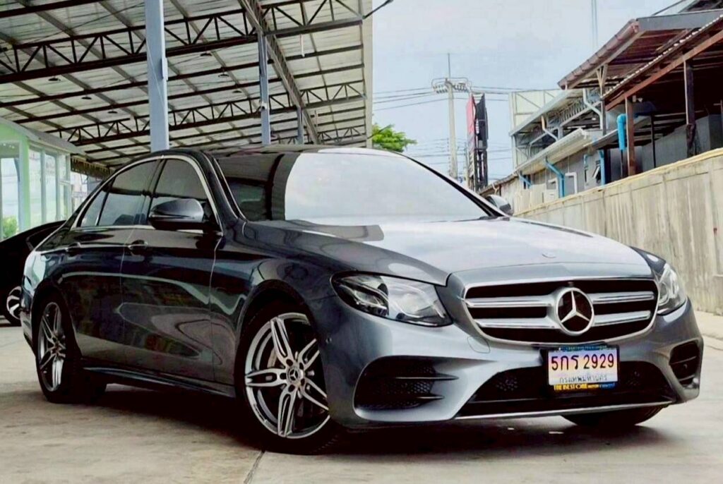 รถ Benz E350e 2.0 AMG Dynamic W213 ภาพที่ 3